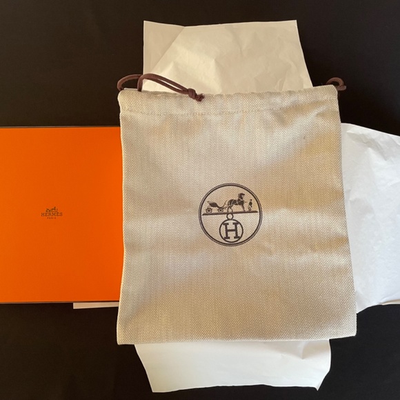 Hermes Gift Box - Picture 6 of 6